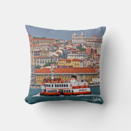 Cojín Decorativo Vista de Lisboa con el antiguo ferry en el río Taj