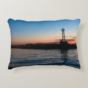 Cojín Decorativo Vista de Montevideo en el amanecer, Uruguay