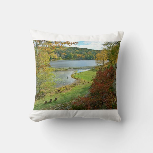 Cojín Decorativo Vista de otoño en el Jardín Innisfree (Anverso)