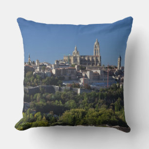 Cojín Decorativo Vista elevada de la ciudad con la Catedral de Sego