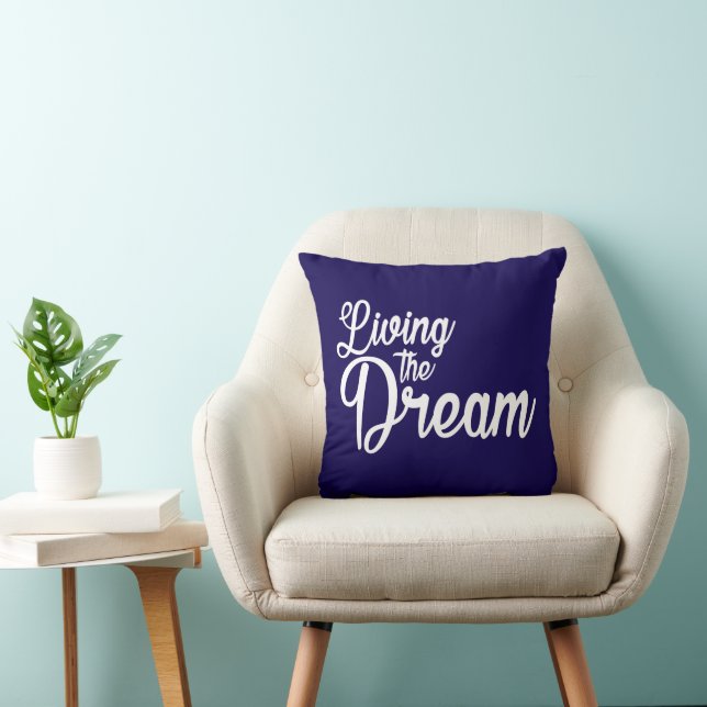 Cojín Decorativo Viviendo el sueño como motivación Inspiradora (Silla)