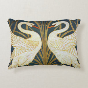 Cojín Decorativo Walter Crane Cisne Vintage y Iris Arte Nouveau