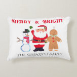 Cojín Decorativo Watercolor Merry Christmas Santa Snowman<br><div class="desc">La almohada de Navidades es fresca y luminosa. Santa acuarela,  muñeco de nieve,  hombre de jengibre,  almohada tradicional. Por favor,  personalícelo con sus detalles.</div>