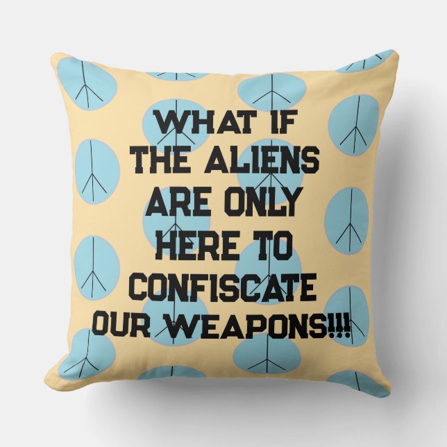 Cojín Decorativo Weapon Alien Abduction Throw Pillow (Anverso)