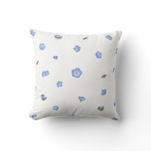 White Japanese Nemophila Floral Pattern クッション
