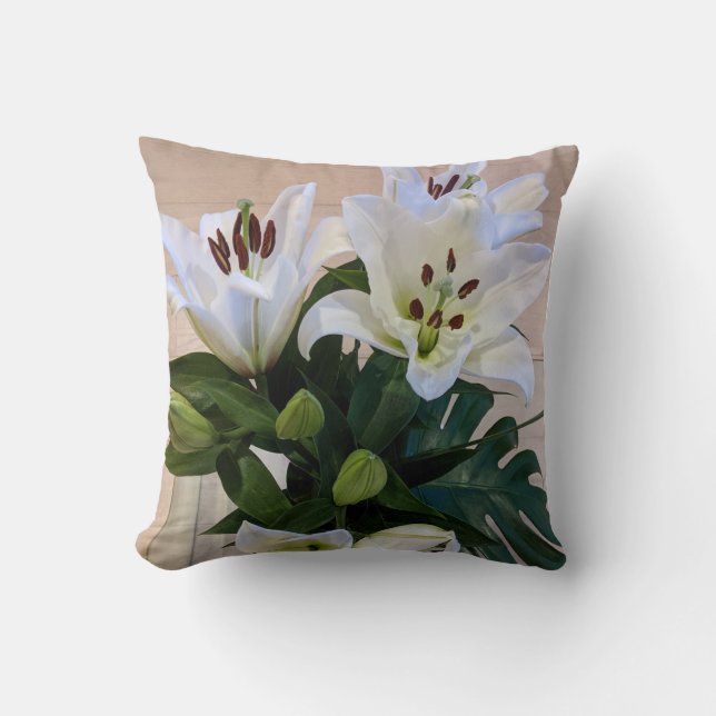 Cojín Decorativo White Lilies Cushion (Anverso)
