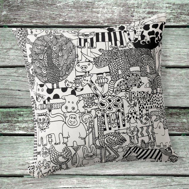 Cojín Decorativo Wild Animals Black and White Safari Illustrative (Subido por el creador)