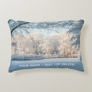Cojín Decorativo Winter Wonderland Snowy Lake Trees
