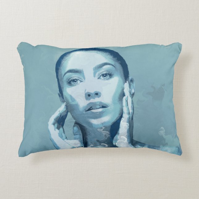 Cojín Decorativo "Woman in Blue" Premium Canvas  (Anverso)