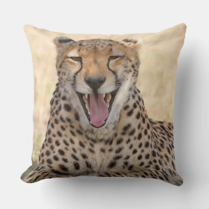 Cojín Decorativo Yawning Cheetah
