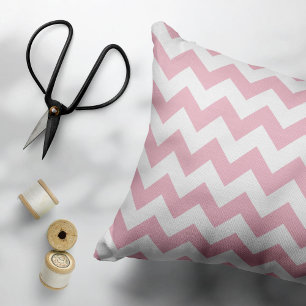 Cojín Decorativo Zigzag rosa, Chevron rosado, patrón geométrico