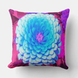 Cojín Decorativo Zinnia azul bonito en el jardín de verano morado