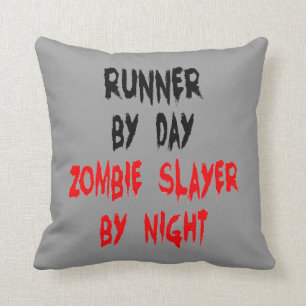 Cojín Decorativo Zombie Slayer Runner