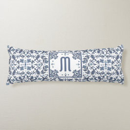 Cojín Denim Azul Monograma Ornamentado