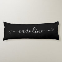 Firma femenina en blanco y negro