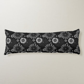 Cojín Floral Retro en Blanco y Negro