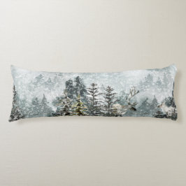 Cojín Foggy Mountain Snowy Woodland Forest Stag Deer