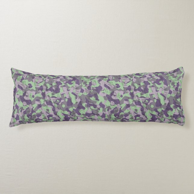 Cojín green and purple camo abstract (Anverso)