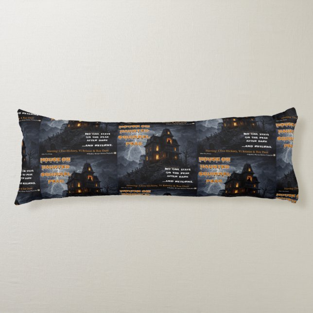 Cojín Haunted Squirrel Peak (Anverso)