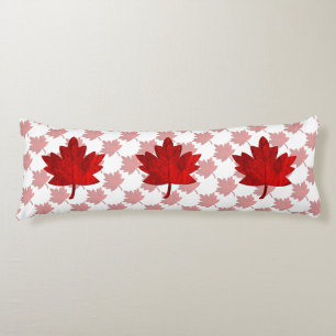 Cojín Hoja de arce de Canadá por Shirley Taylor