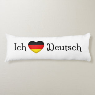 Cojín "I Heart German", asignatura favorita de la escuel