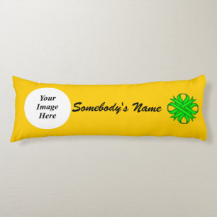Cojín Lime Green Clover Ribbon Tmpl por Kenneth Yoncich