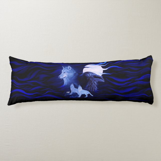 Cojín Lobos y Raven con luna llena (Anverso)