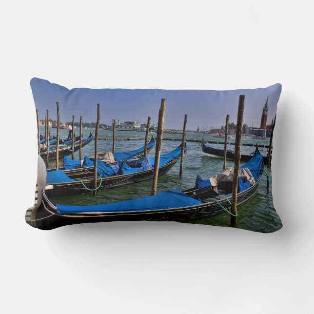 Cojín Lumbar Agua del Gran Canal con botes de gondalo alineados (Anverso)