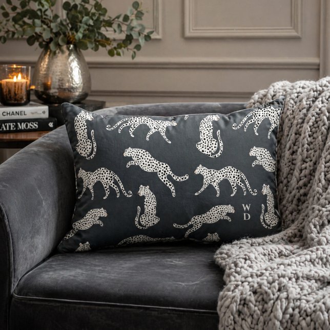 Cojín Lumbar Almohadón | Almohadón Lumbar con Estampado de Guep (A stylish cheetah pattern throw pillow with fashion led appeal and monogram initials.)