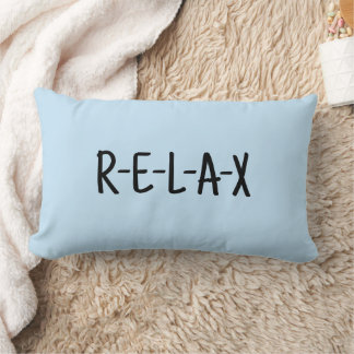 Cojín Lumbar Almohadón Relax Light Blue con Letra Negra   