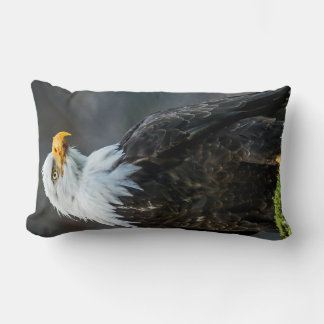 Cojín Lumbar Animales de águila calva americanos en la naturale
