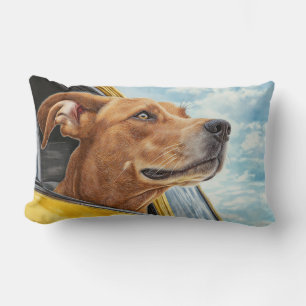Cojín Lumbar Arte Impreso de Perro Feliz en Coche Amarillo