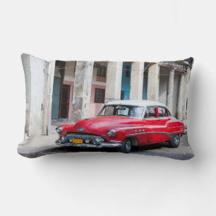 Cojín Lumbar Automóviles retro en la calle La Habana