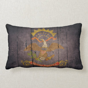 Cojín Lumbar Bandera de madera rugosa de Dakota del Norte