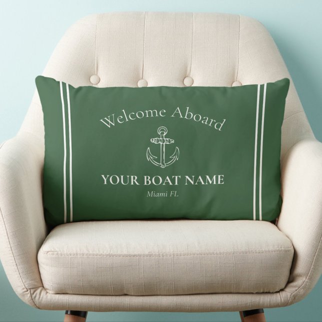 Cojín Lumbar Bienvenida a bordo Nombre de barco Hunter Náutico  (Nautical Welcome Aboard Pillow Personalized with Your Boat Name and Home Port in Hunter Green)