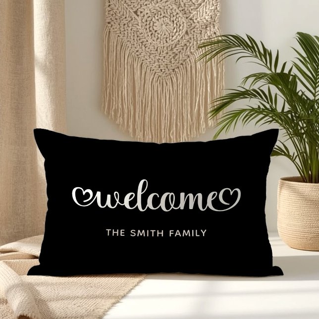 Cojín Lumbar Bienvenido Script Cute Hearts (Welcome Cute Hearts Script Lumbar Pillow)