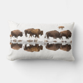 Cojín Lumbar Bison Roaming en la nieve de invierno |