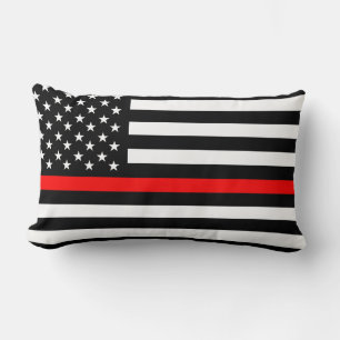 Cojín Lumbar bombero con bandera de la línea roja delgada