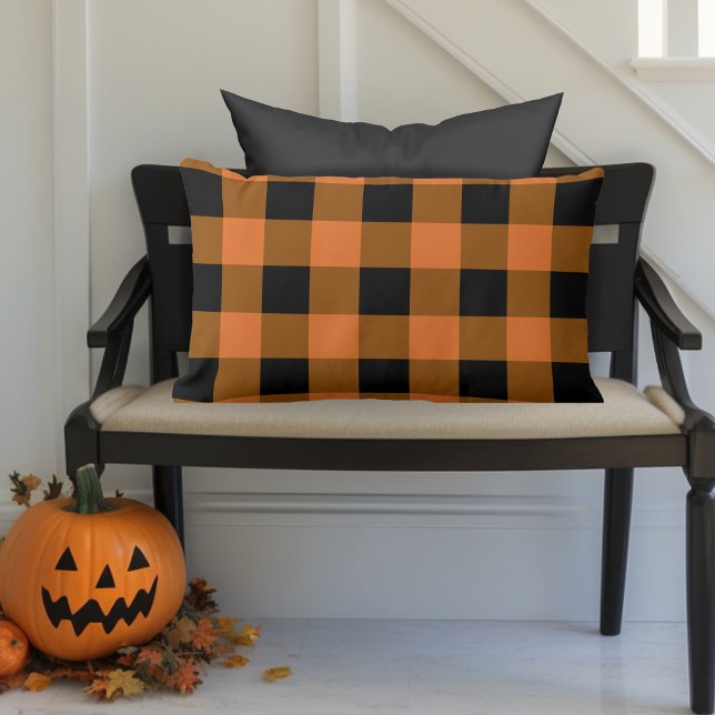 Cojín Lumbar Búfalo negro y Naranja en Halloween de otoño (Black and Orange Buffalo Plaid Lumbar Pillow for Autumn or Halloween)