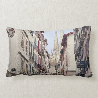 Cojín Lumbar Calle en Bayona
