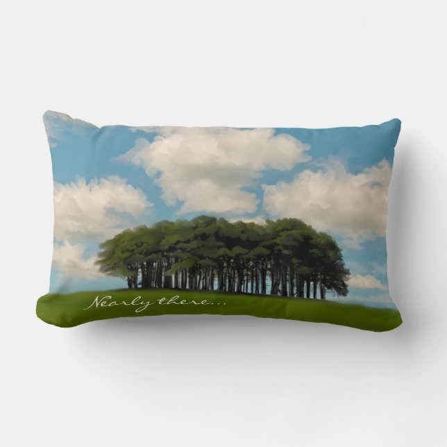 Cojín Lumbar Cerca de allí los árboles Cornish conducen un hito (Anverso)