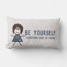 Cojín Lumbar Chica pala con traje de denim con cita