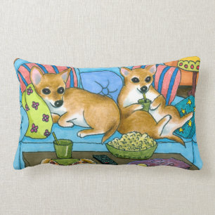 Cojín Lumbar Chihuahua divertida del perro 99 que ve la TV