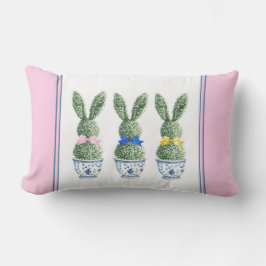 Cojín Lumbar Chinoiserie Azul y Blanco con Topiarias de Conejo