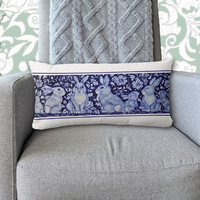 Cojín Lumbar Conejo azul Woodland Bird Bunny Delft Dedham (Subido por el creador)
