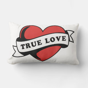 Cojín Lumbar Corazón del tatuaje del amor verdadero   Diseño ro