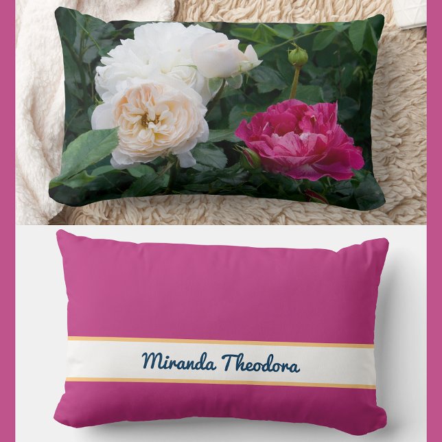 Cojín Lumbar Crema de nombres personalizada y Rosas rosados (Elegant, modern personalized name floral pillow. Photo of cream & streaked pink roses. Calligraphy)