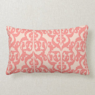 Cojín Lumbar Damasco del Moorish de Ikat - melocotón y rosa de