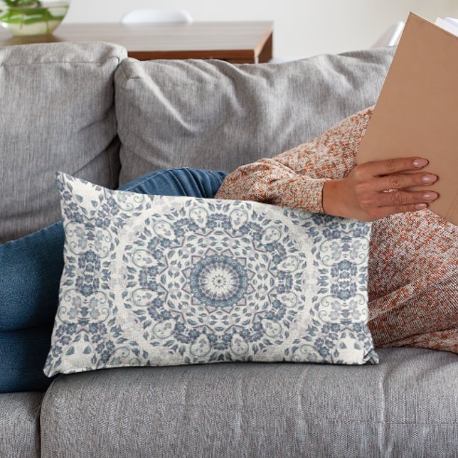 Cojín Lumbar Dusty Blue Floral Mandala (Subido por el creador)