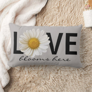 Cojín Lumbar El amor florece aquí White Daisy Gray Lumbar Pillo